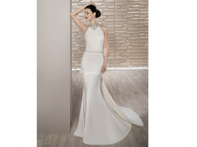 Vestido Frente Única com Corte Reto